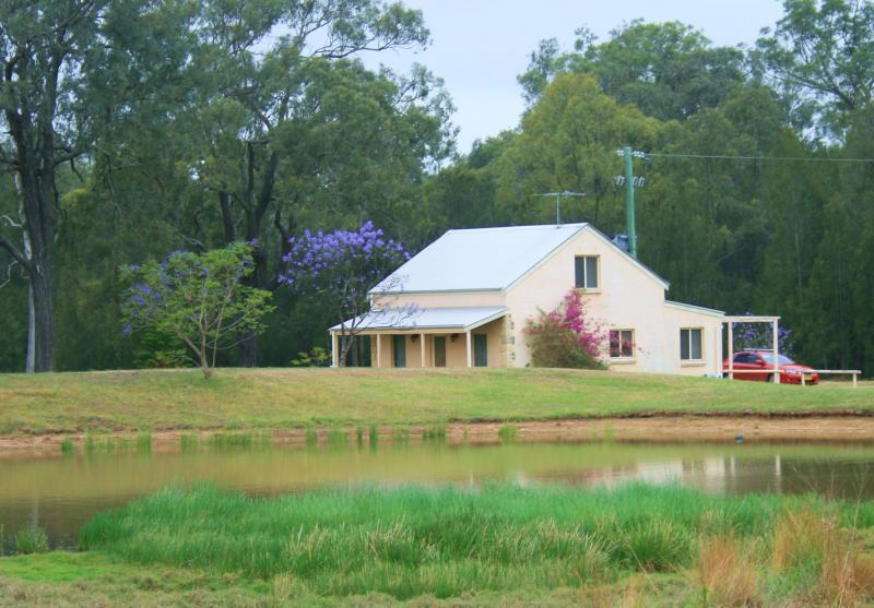 Madigan Wine Country Cottages Lovedale Exterior photo