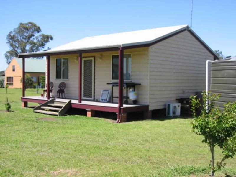 Madigan Wine Country Cottages Lovedale Exterior photo