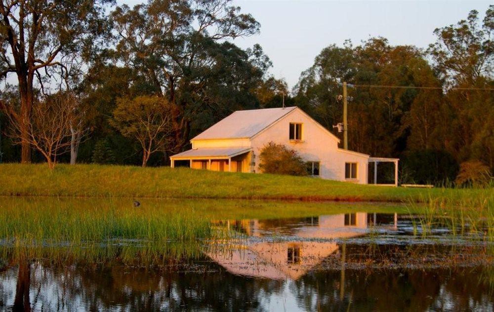 Madigan Wine Country Cottages Lovedale Exterior photo