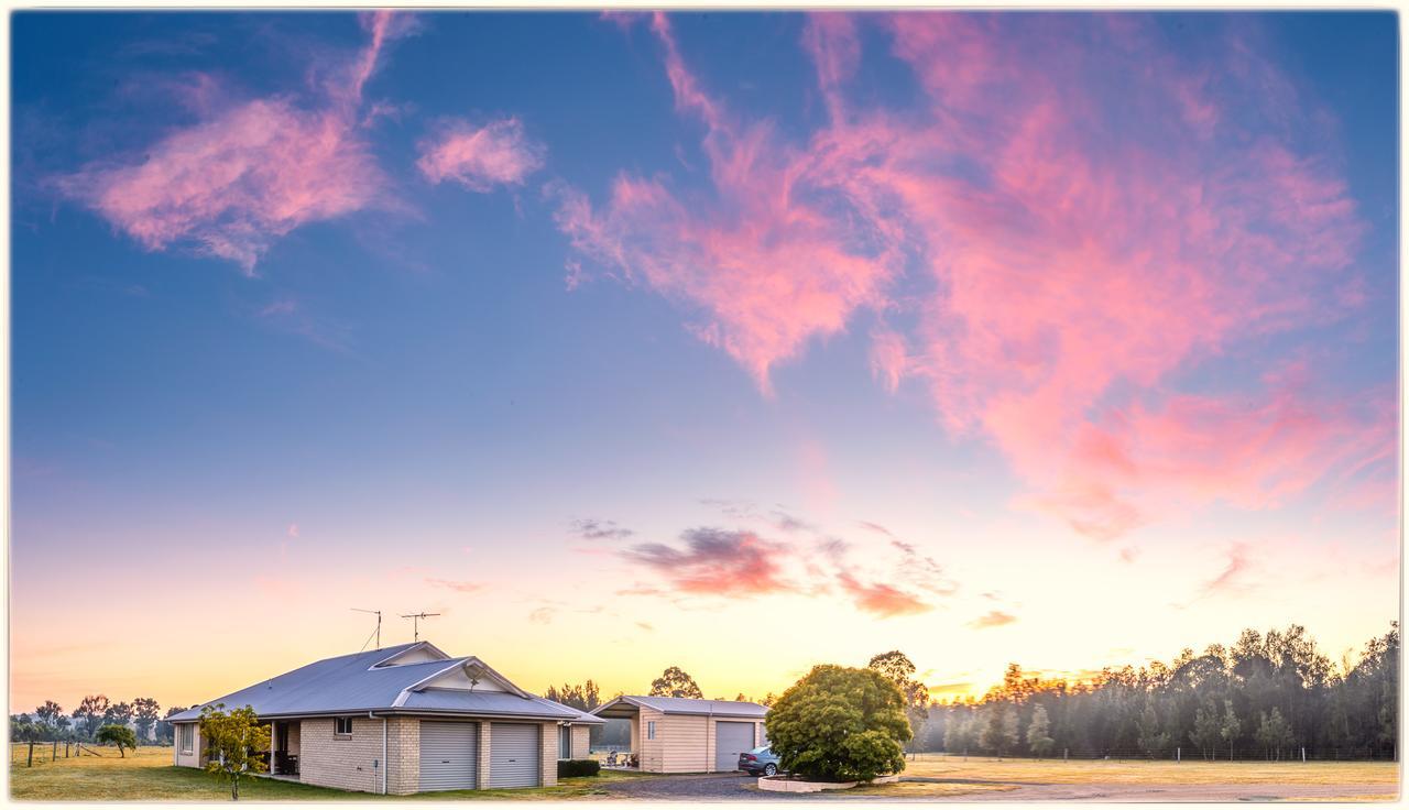 Madigan Wine Country Cottages Lovedale Exterior photo