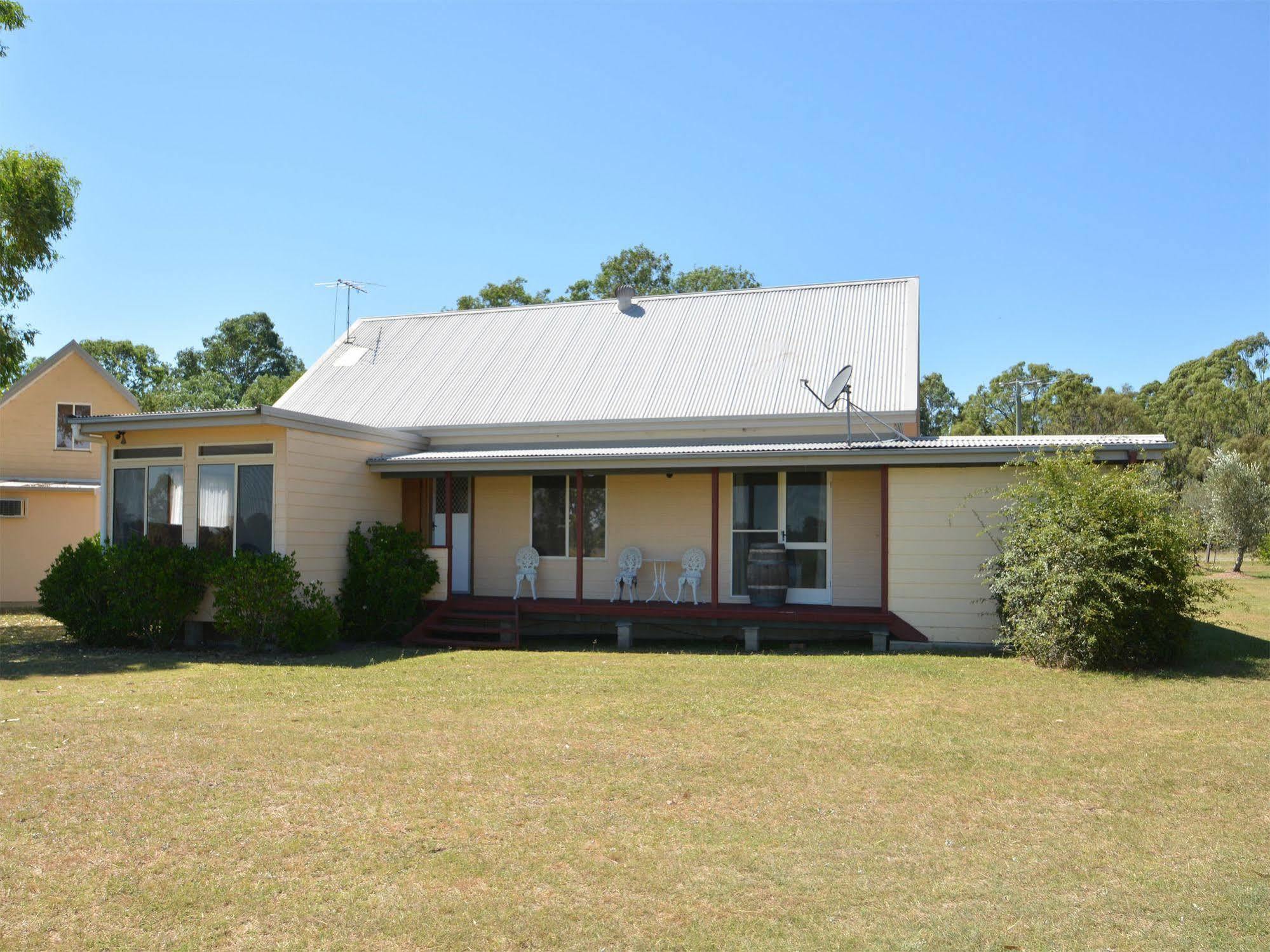 Madigan Wine Country Cottages Lovedale Exterior photo